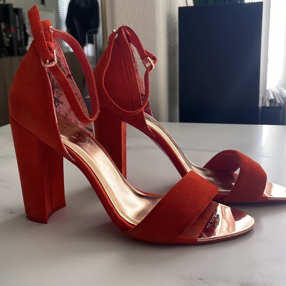 Ted Baker London MAVBE Sandals - Picture 4 of 8